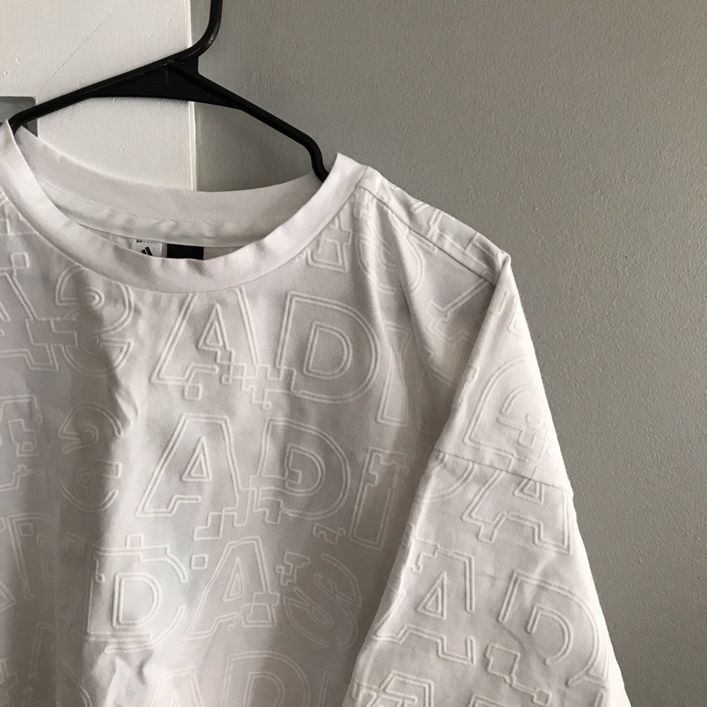 Flash sale: NWT adidas PR tee 👌🏼